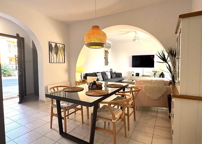 Olive Apartment